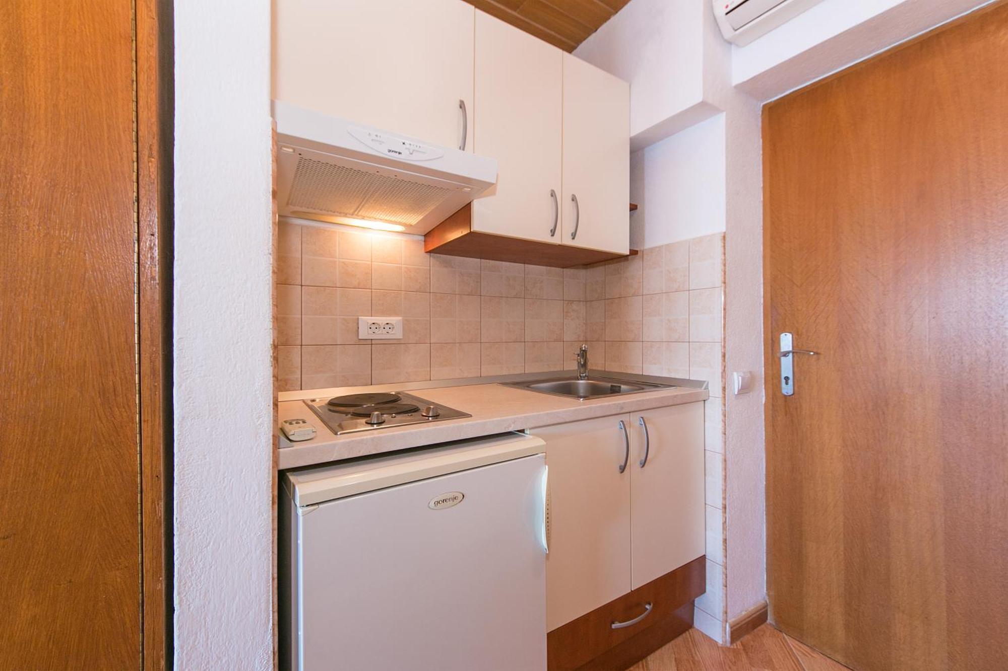 Apartments And Rooms By The Sea Brela, Makarska - 2752 Room photo